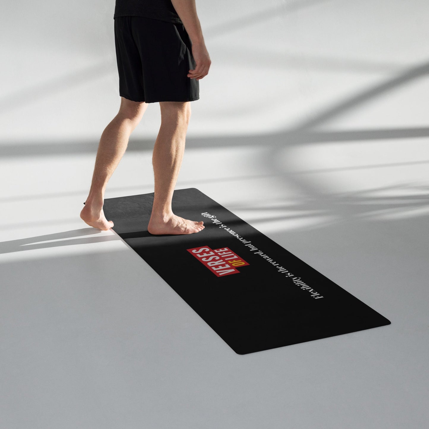 Verses of Life Yoga Mat – “Presence Is the Gift” image 4