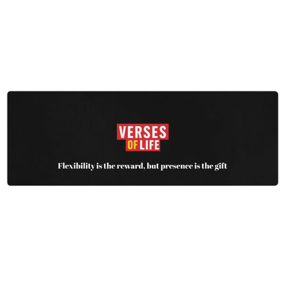 Verses of Life Yoga Mat – “Presence Is the Gift” image 2